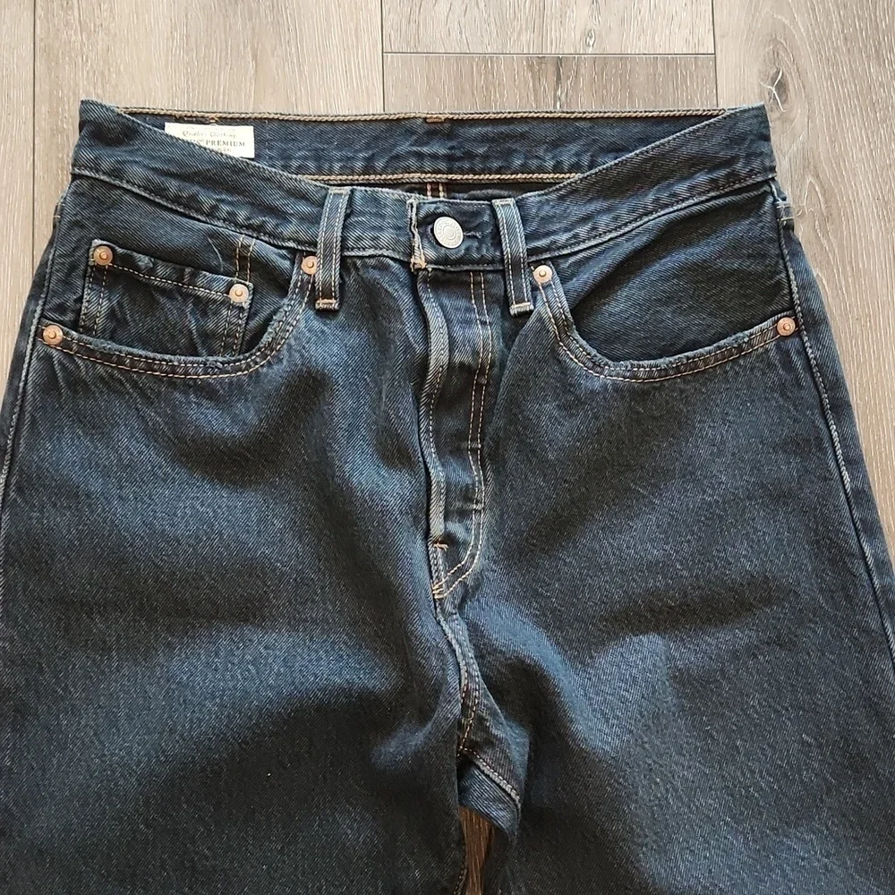 501 Distress Jeans